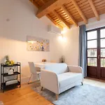 Apartment Plaza By Hostwise