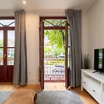Apartment Plaza By Hostwise *