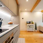 Plaza By Hostwise Apartment *