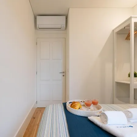 Apartment Plaza By Hostwise Guimarães