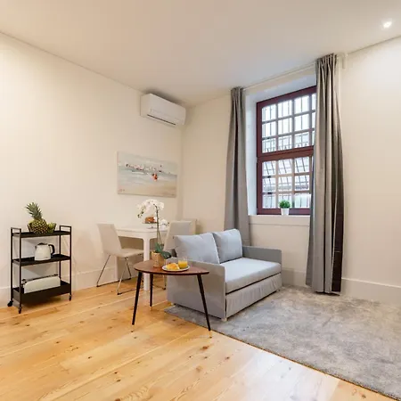 Hostwise - Modern & Stylish Building Apartman Guimarães