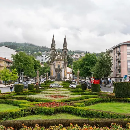 Plaza By Hostwise דירה