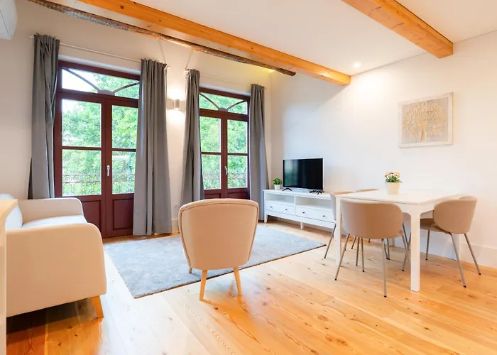 Plaza By Hostwise Apartment *