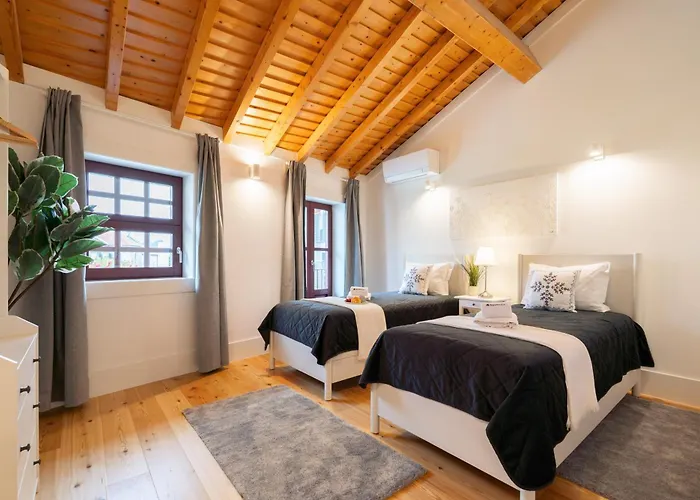 Plaza By Hostwise Apartment